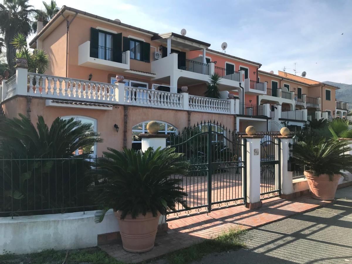Villa Grace Patti Esterno foto