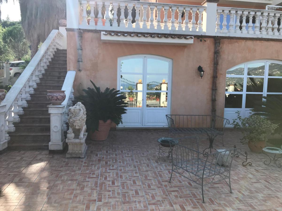 Villa Grace Patti Esterno foto