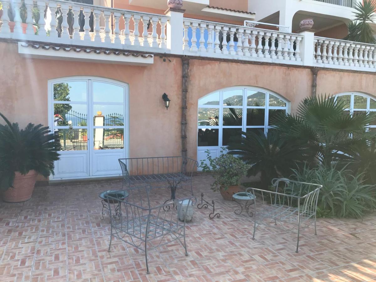 Villa Grace Patti Esterno foto